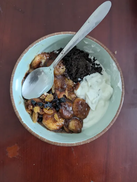 breakfast with greek yogurt and caramelized banana