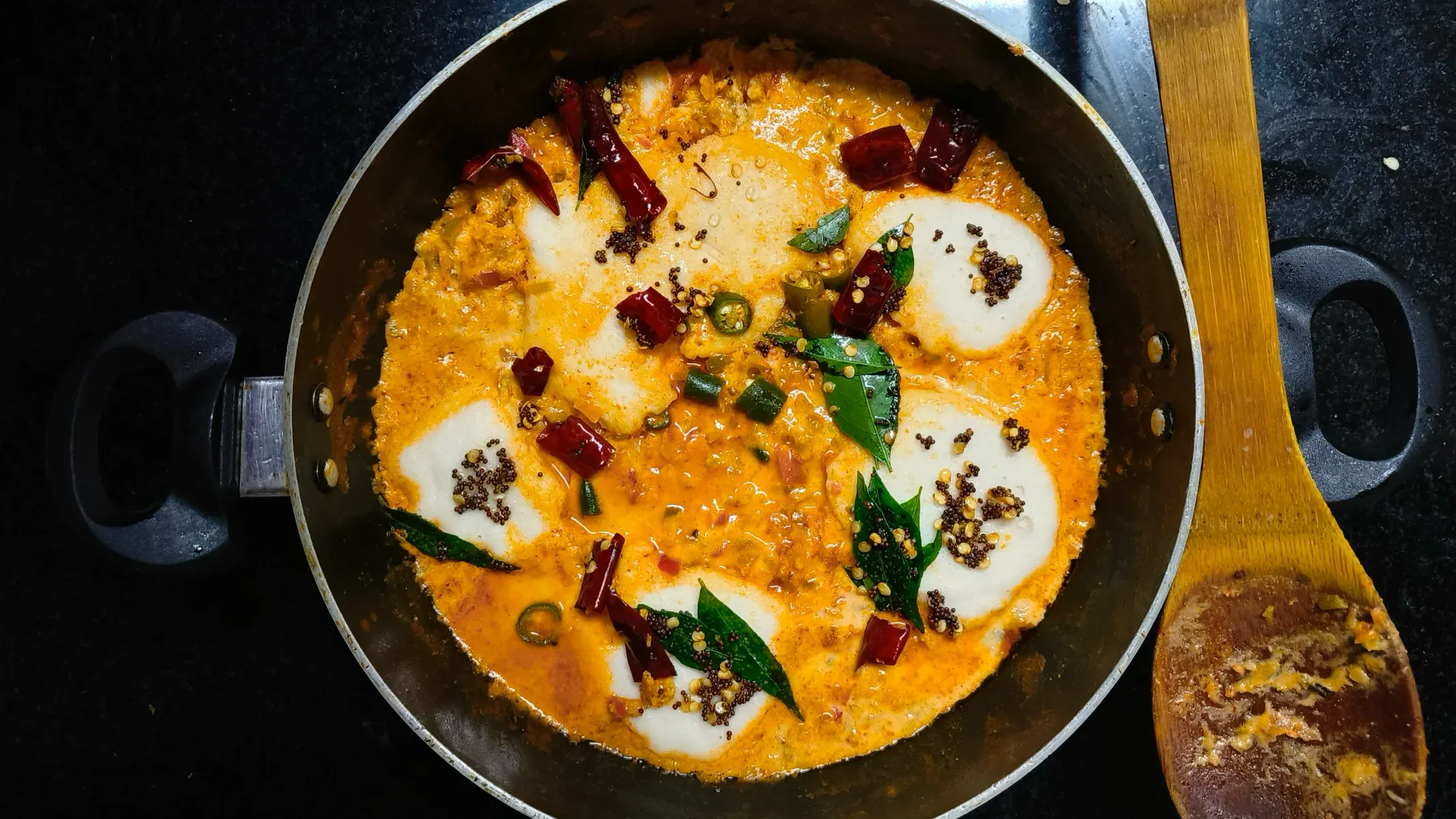 idli shakshuka dish